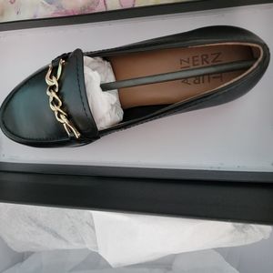 Loafer, black leather, size 8W